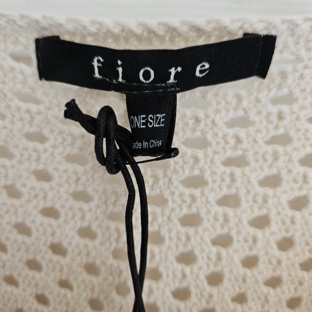 Fiore Knit Fringe Poncho Cream Oversized - Picture 6 of 8